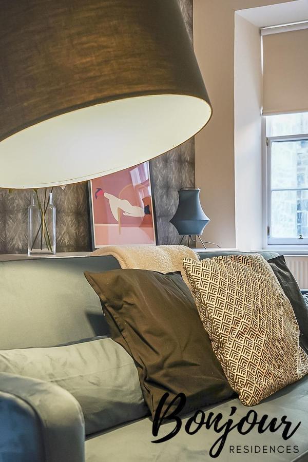 Spacious 2Br-1Ba - Grassmarket - Free Parking By Bonjour Residences Edinburgh Luaran gambar
