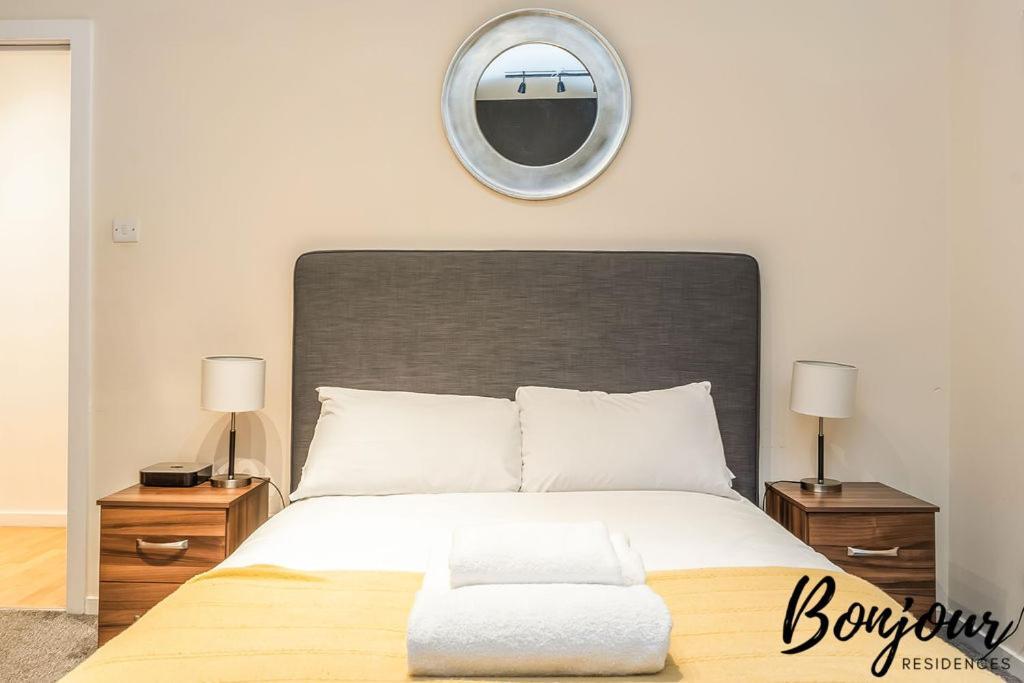 Spacious 2Br-1Ba - Grassmarket - Free Parking By Bonjour Residences Edinburgh Luaran gambar