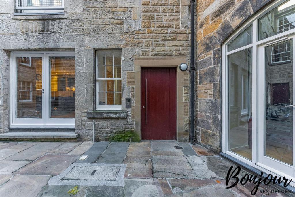 Spacious 2Br-2Ba - Grassmarket - Free Parking By Bonjour Residences Edinburgh Luaran gambar