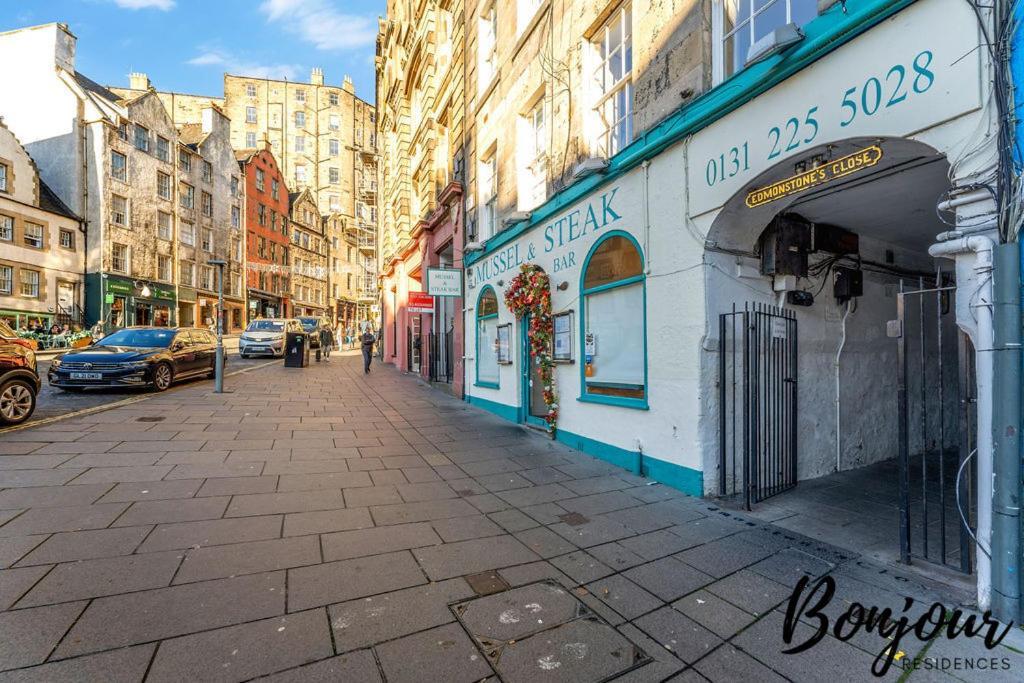 Spacious 2Br-2Ba - Grassmarket - Free Parking By Bonjour Residences Edinburgh Luaran gambar